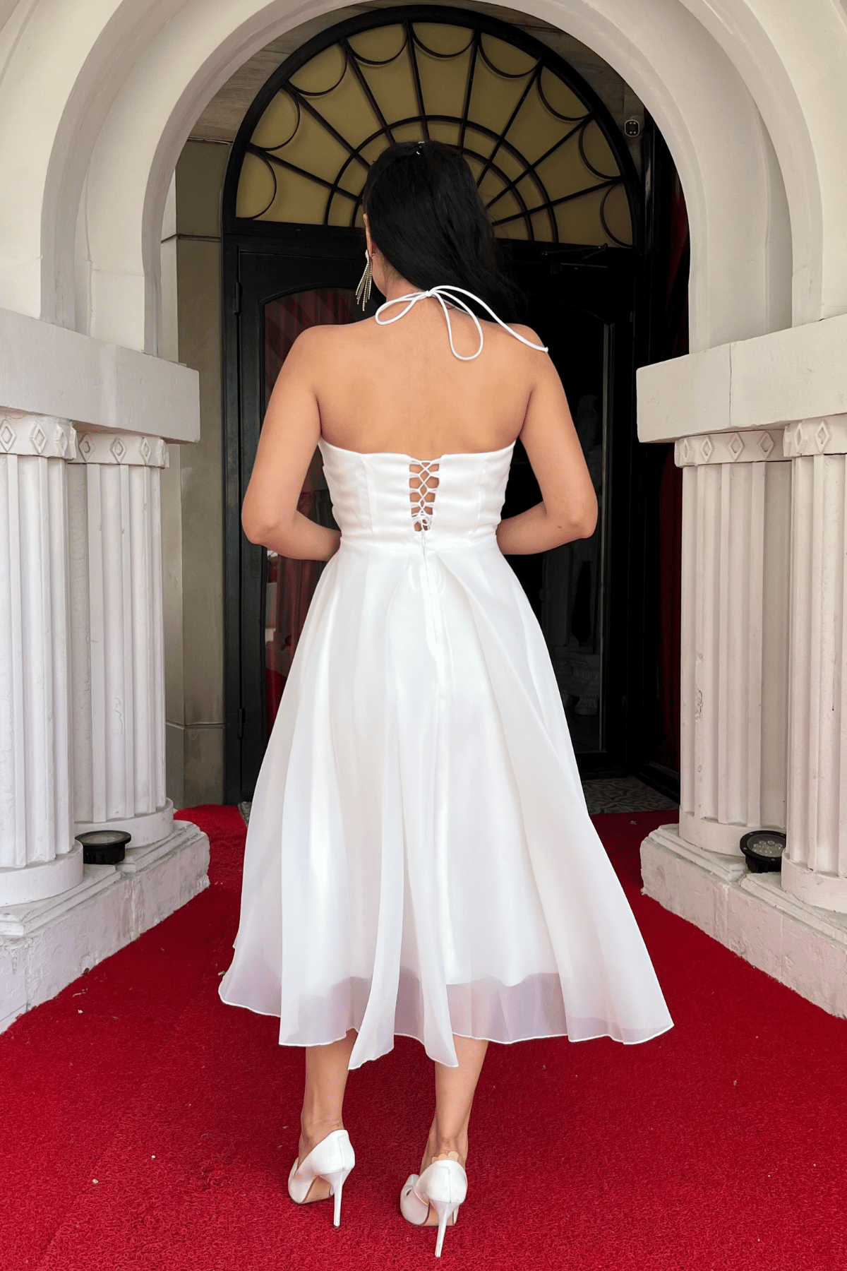 Organze Tül Kumaş Sırt Detaylı Midi Elbise - BEYAZ