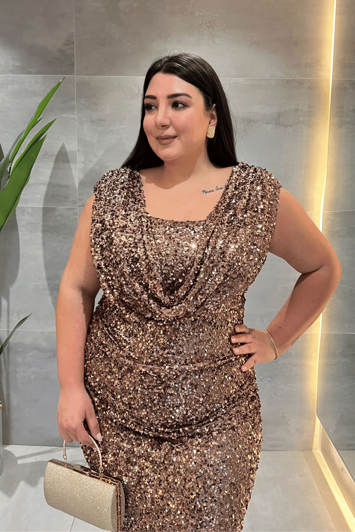 Pul Payet Kumaş Degaje Yaka Abiye Elbise - KAHVERENGİ