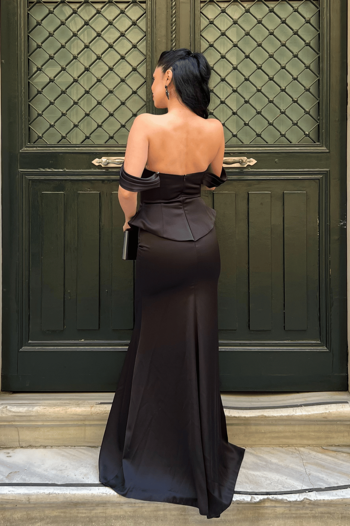 Saten Kumaş Balen Detaylı Abiye Elbise - SİYAH