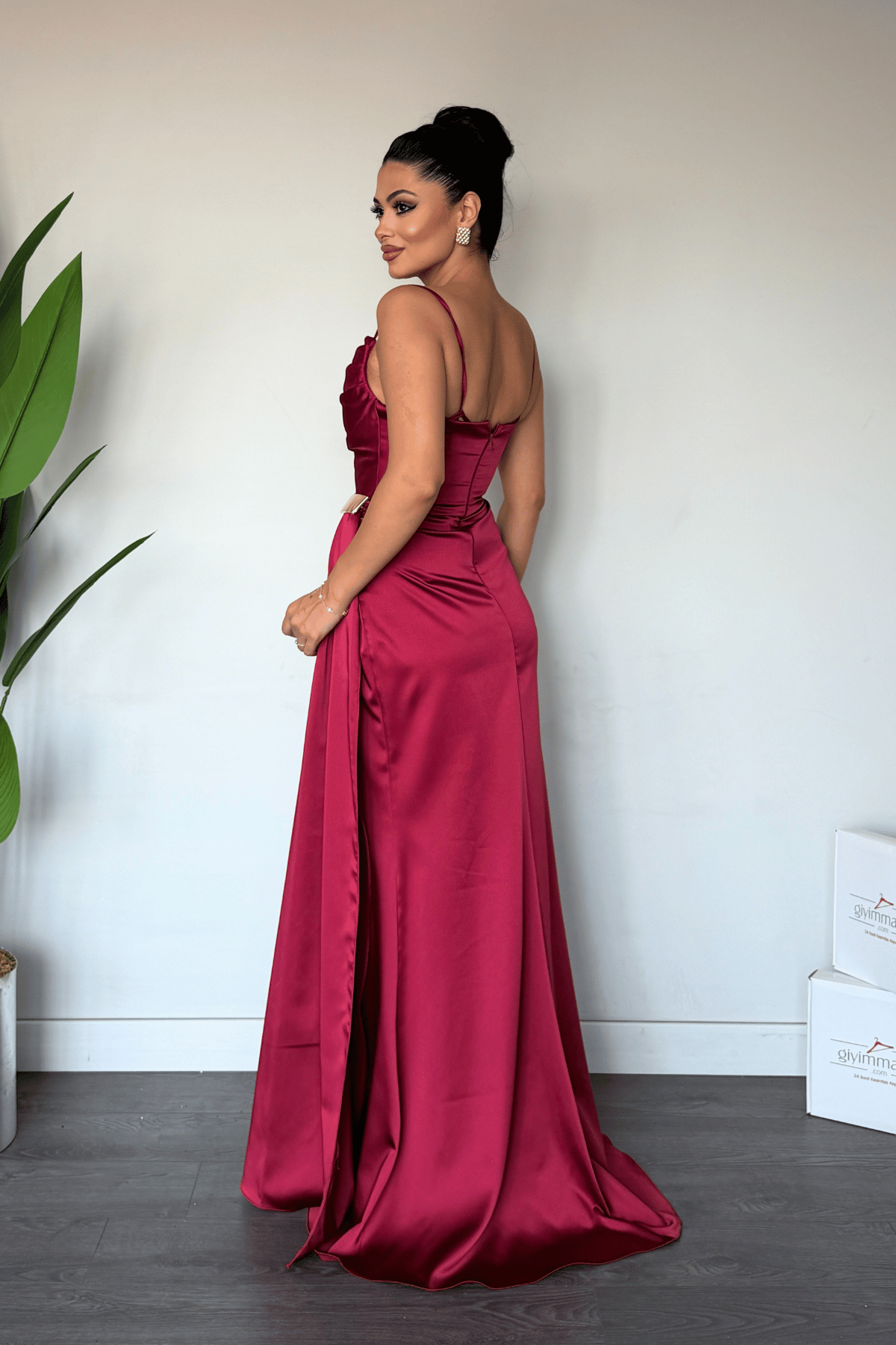 Saten Kumaş Şal Detaylı Abiye Elbise - BORDO