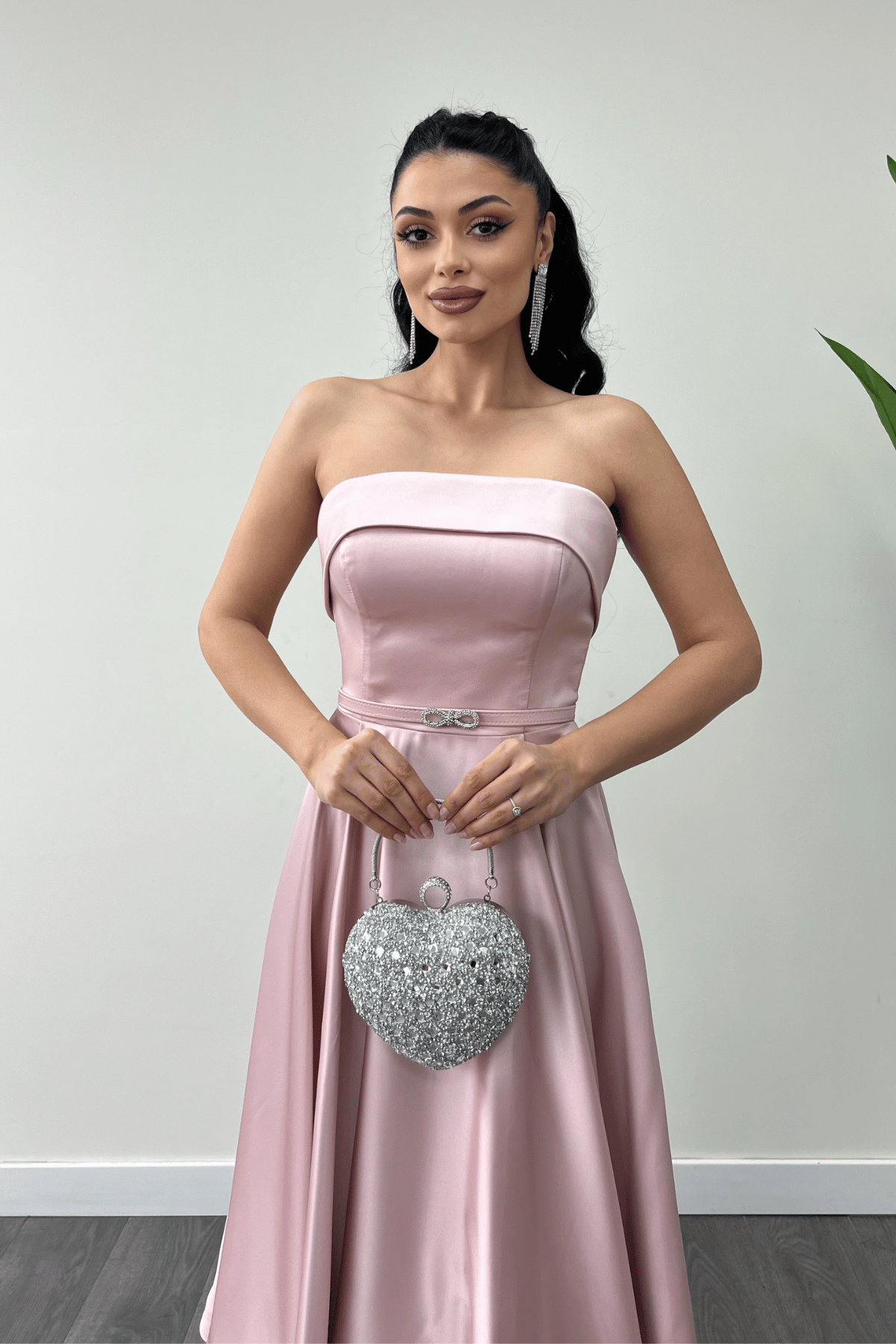 Saten Kumaş Sırt İp Detaylı Midi Elbise - PUDRA