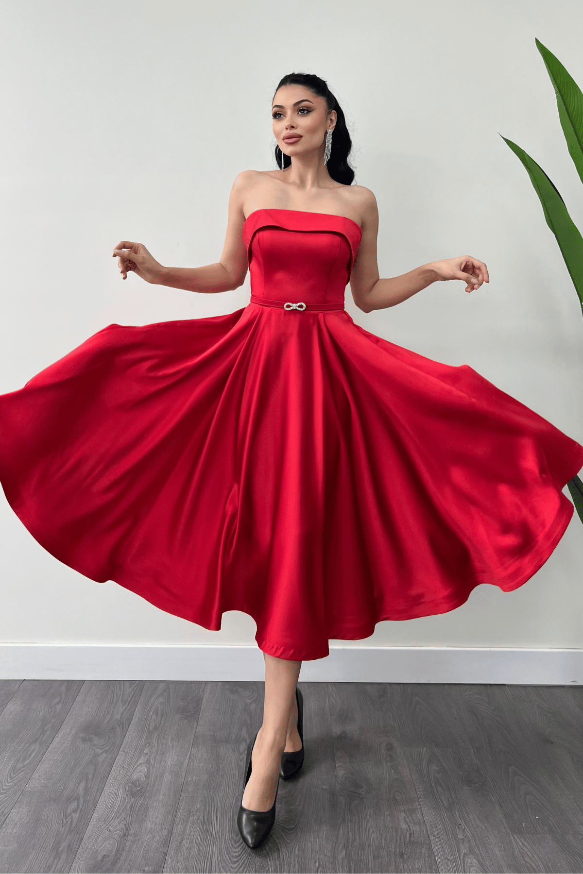 Saten Kumaş Sırt İp Detaylı Midi Elbise - KIRMIZI