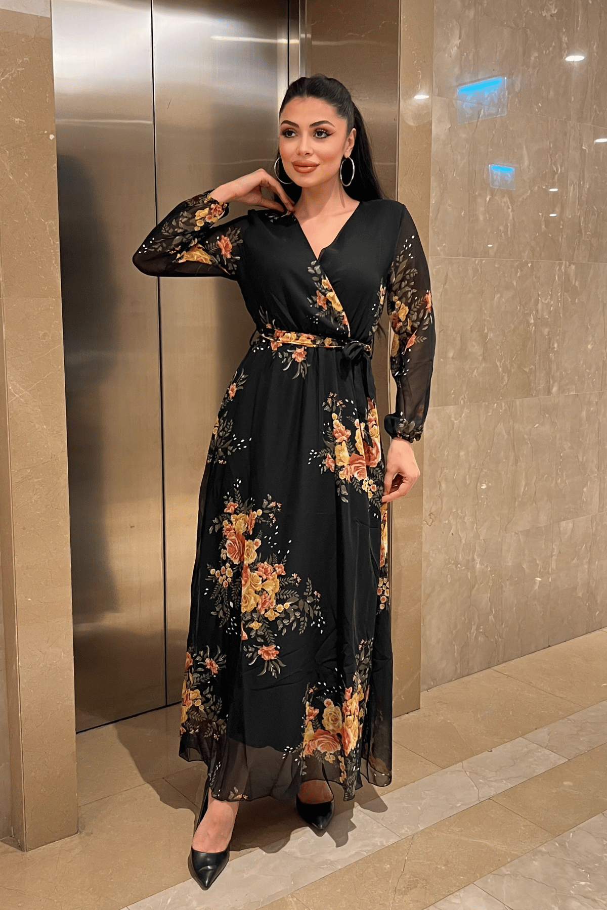 Şifon Kumaş Beli Lastikli Elbise - SİYAH