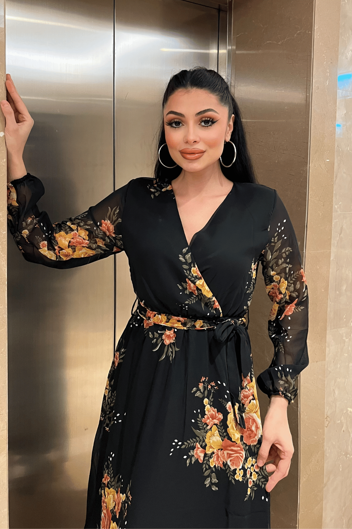 Şifon Kumaş Beli Lastikli Elbise - SİYAH