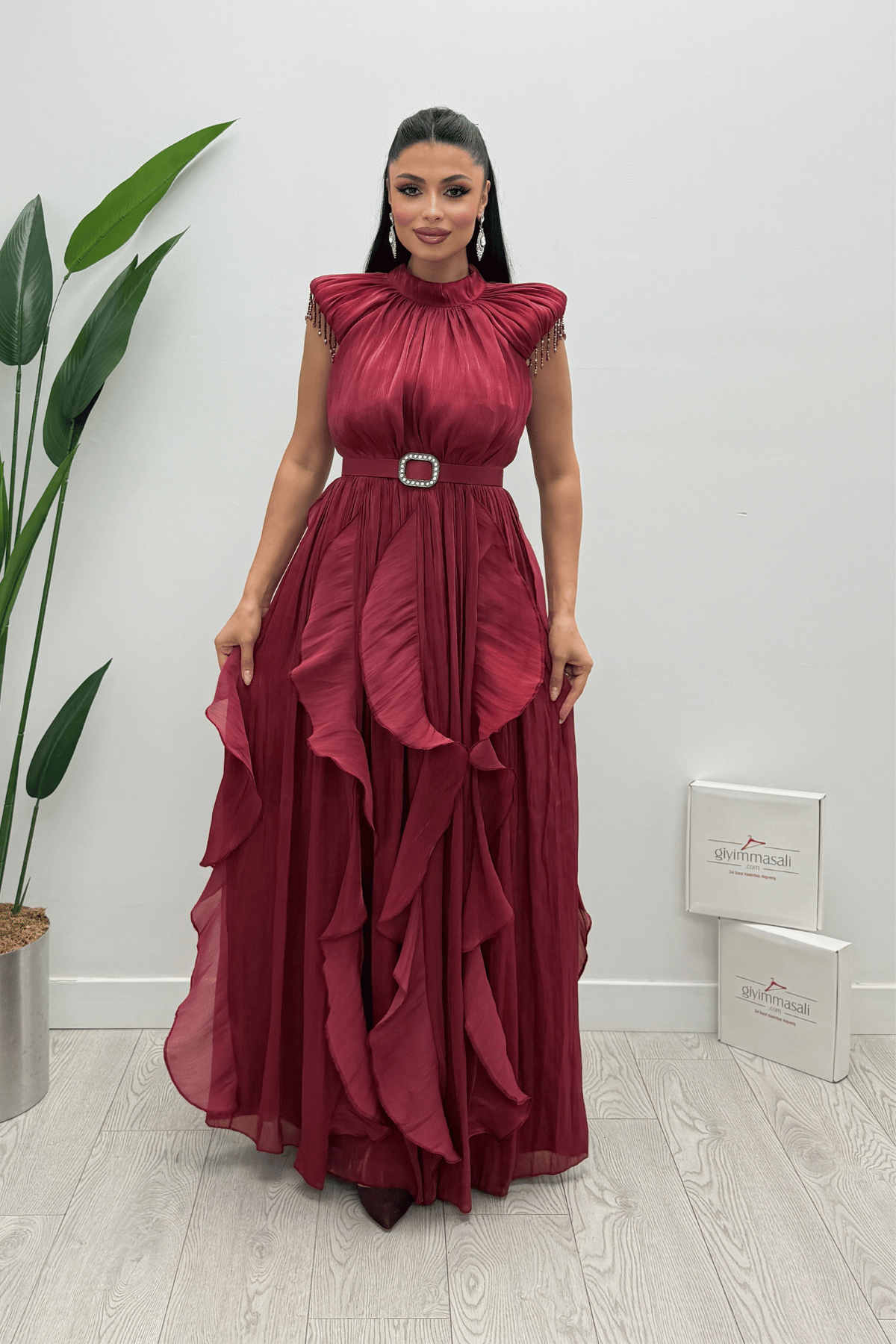 Şifon Kumaş Volan Detaylı Elbise - BORDO