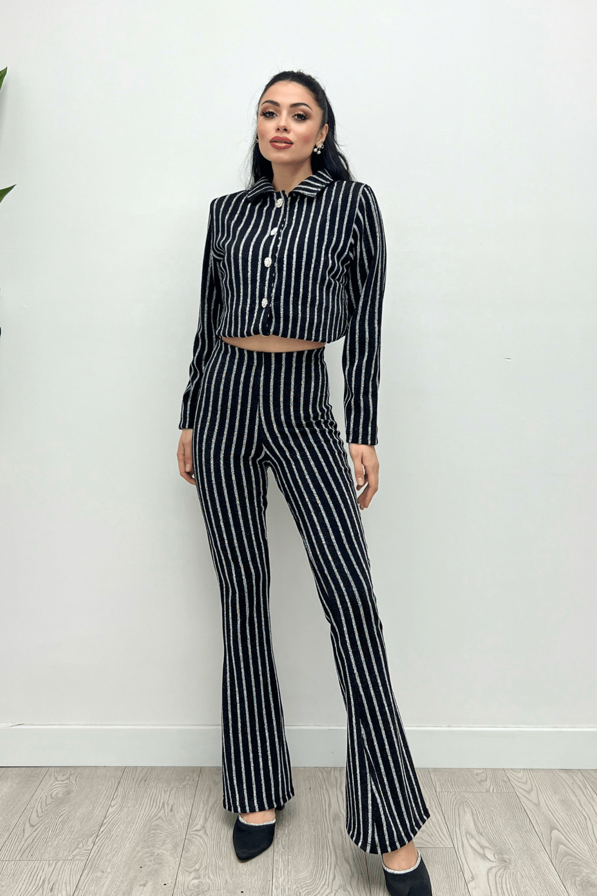 Simli Krep Kumaş İspanyol Paça Pantolon - SİYAH