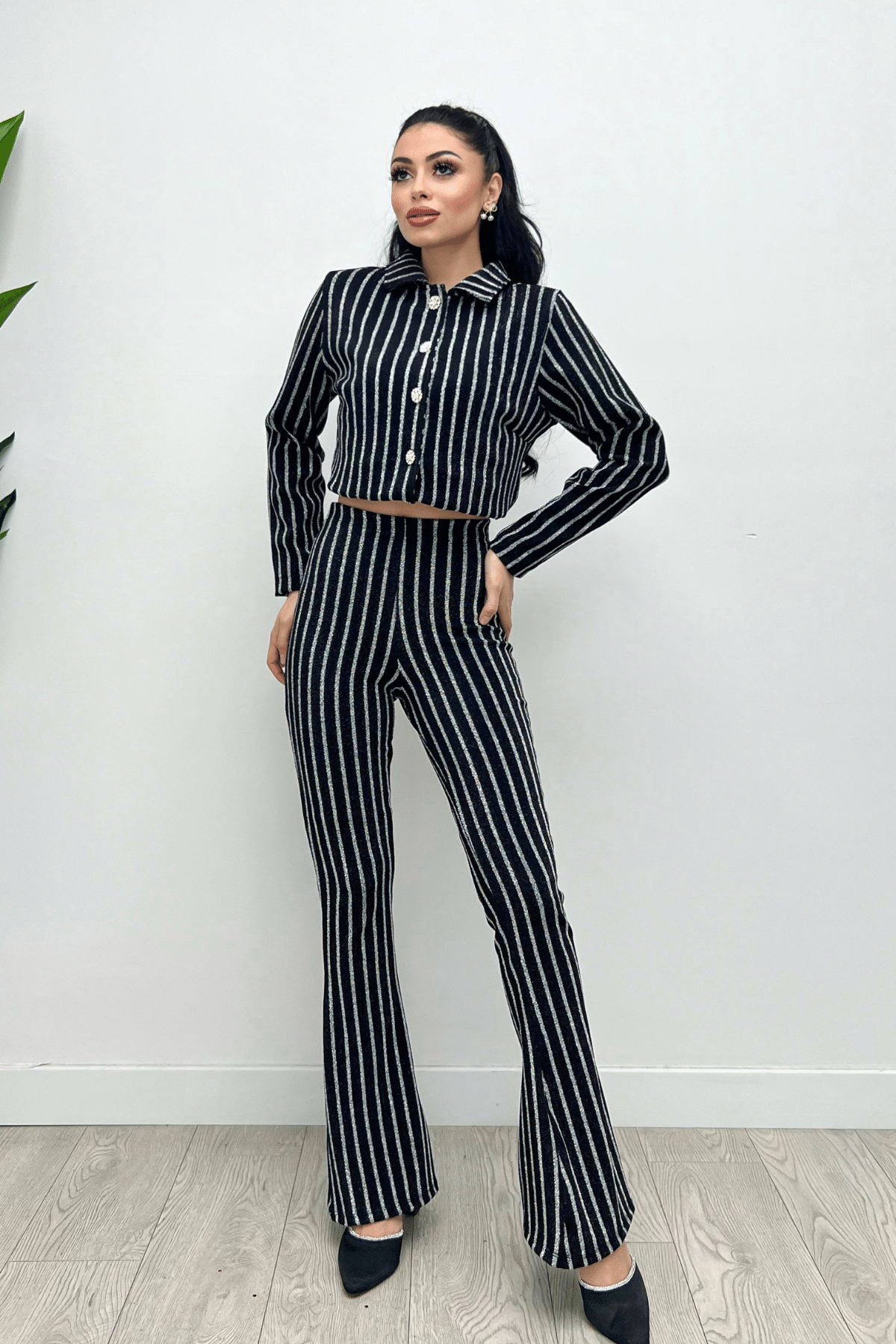 Simli Krep Kumaş İspanyol Paça Pantolon - SİYAH