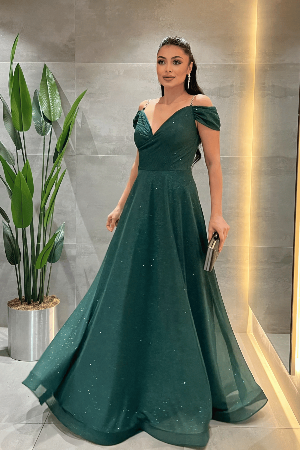 Simli Kumaş Kayık Yaka Abiye Elbise - ZÜMRÜT YEŞİL