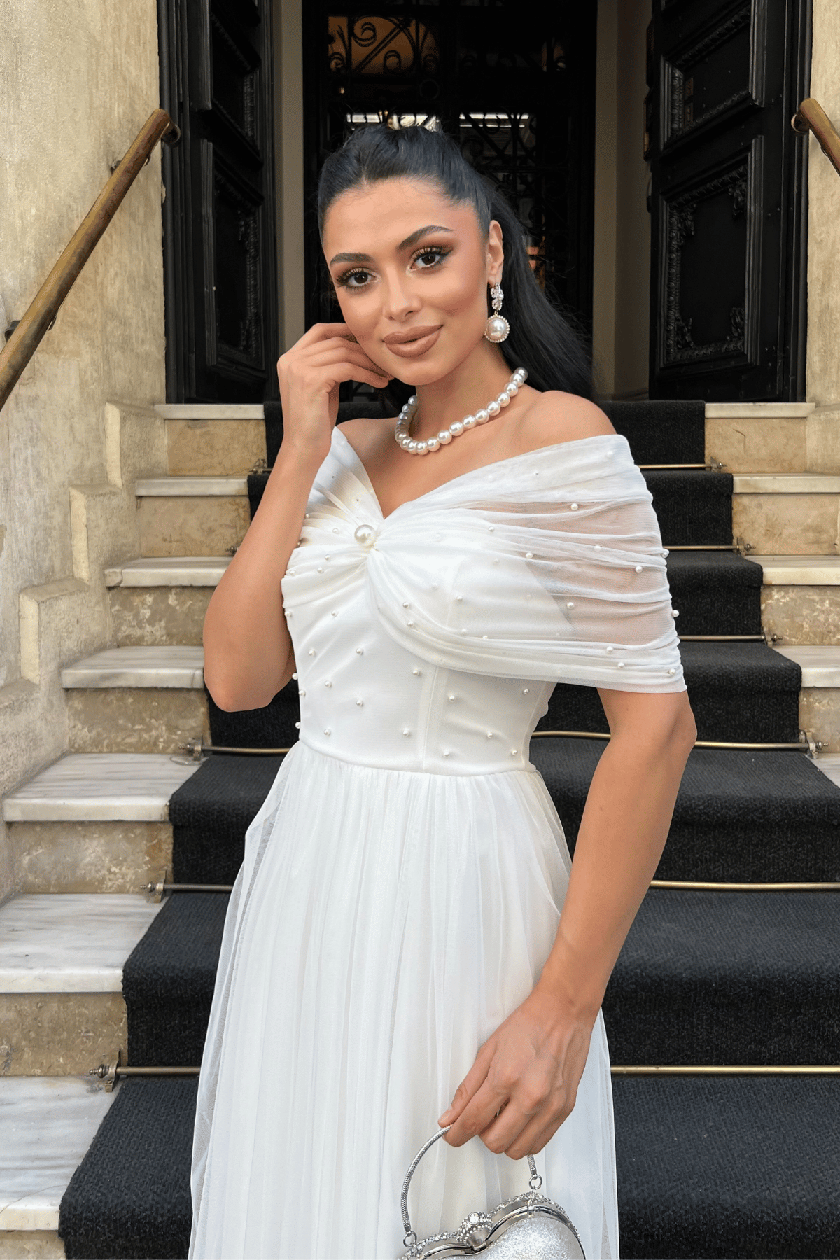 Tül Kumaş İnci Detaylı Midi Boy Elbise - BEYAZ