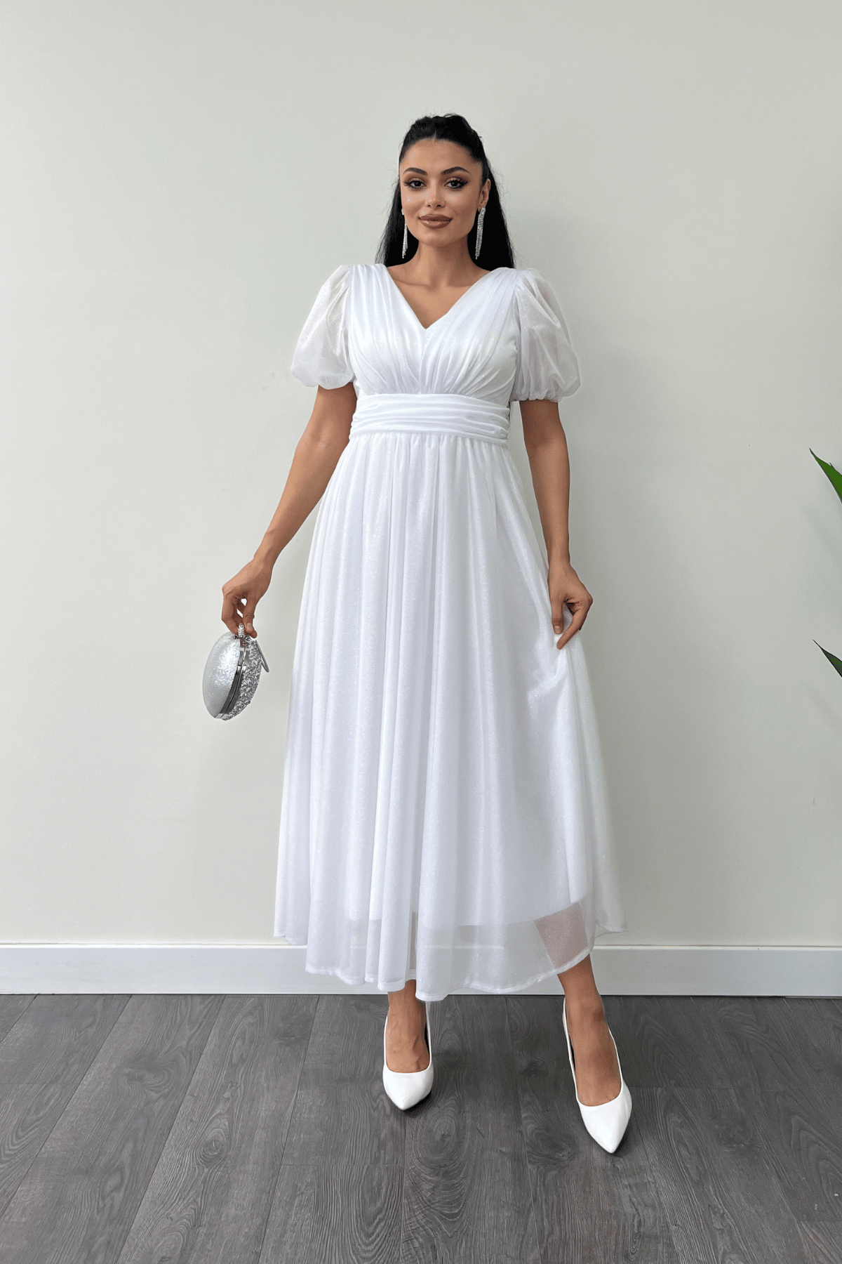 Tül Simli Kumaş Büzgü Detaylı Midi Elbise - BEYAZ