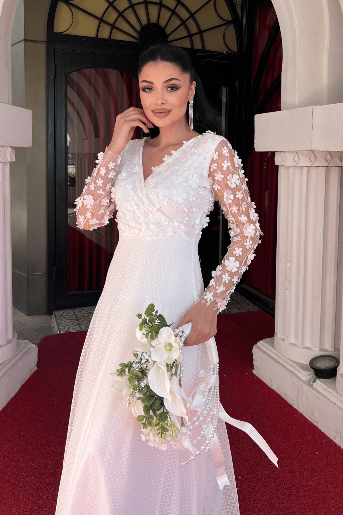 Üç Boyutlu Çiçekli Elbise - BEYAZ