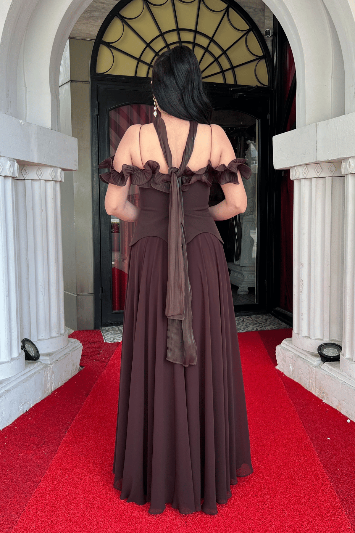 Üst Atlas Kumaş Alt Şifon Şal Detaylı Elbise - KAHVERENGİ