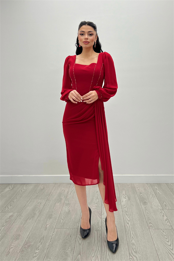 Atlas Kumaş Boncuk Detaylı Şifon Kol Kalem Elbise - KIRMIZI