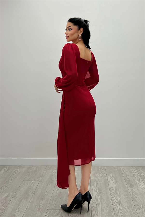 Atlas Kumaş Boncuk Detaylı Şifon Kol Kalem Elbise - KIRMIZI