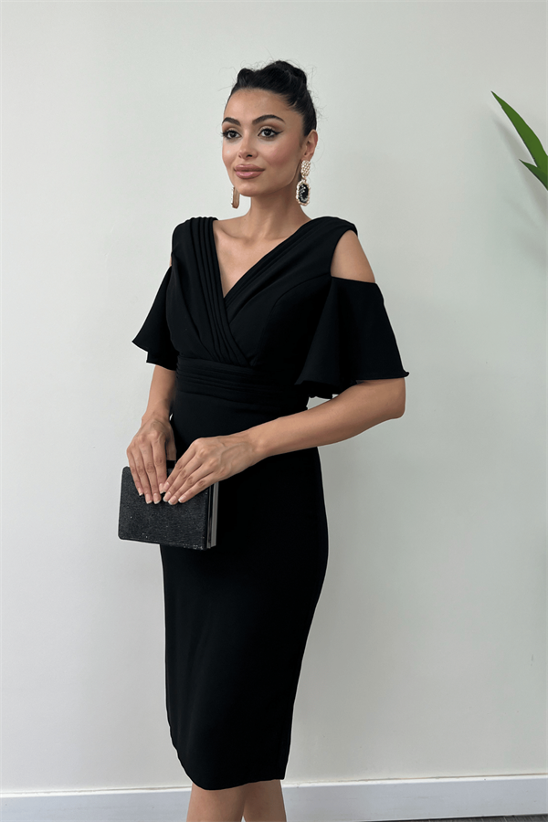 Atlas Kumaş Büzgü Detaylı Kalem Elbise - SİYAH