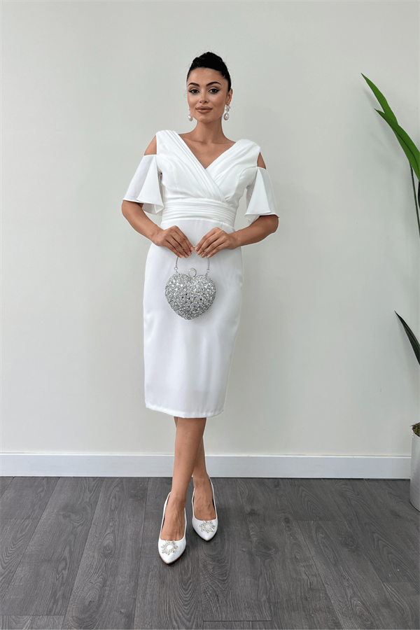 Atlas Kumaş Büzgü Detaylı Kalem Elbise - BEYAZ