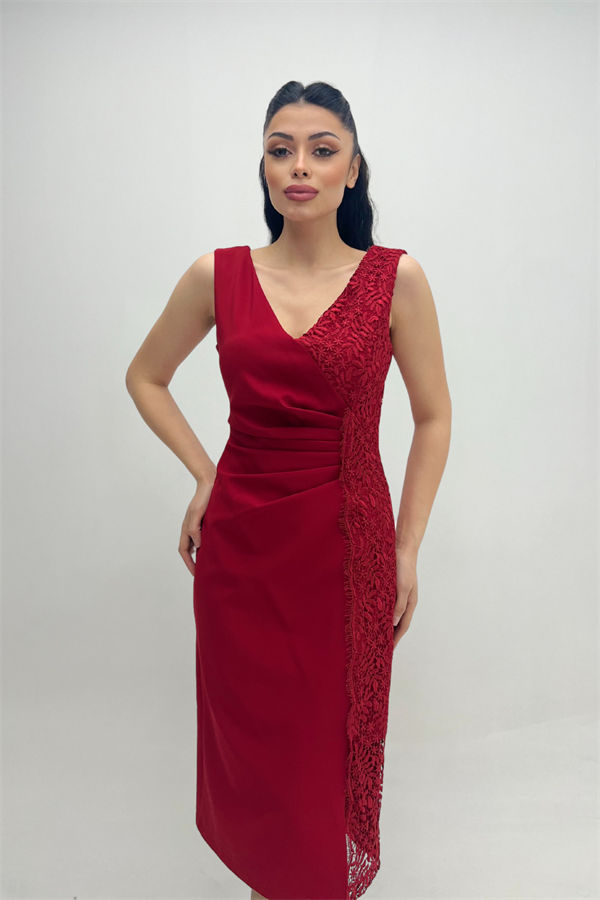 Atlas Kumaş Dantel Detaylı Kalem Elbise KIRMIZI