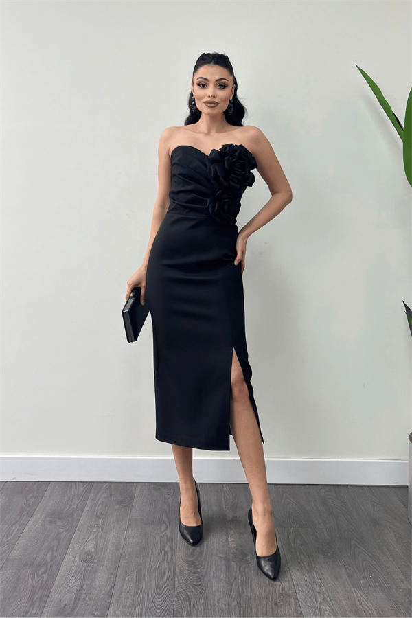 Atlas Kumaş Gül Detaylı Straplez Kalem Elbise - SİYAH