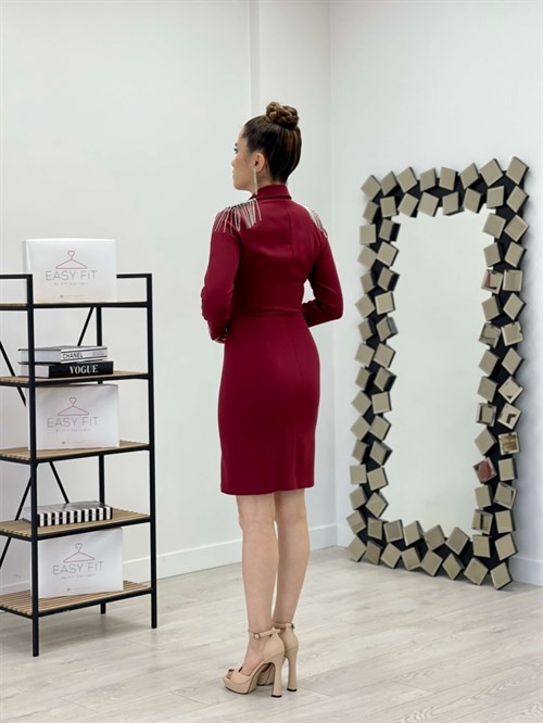 فستان جاكيت مزين مهدب على الكتف  قماش أطلس - بورجوندي