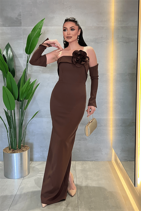 Atlas Kumaş Straplez Eldiven Detaylı Elbise - KAHVERENGİ