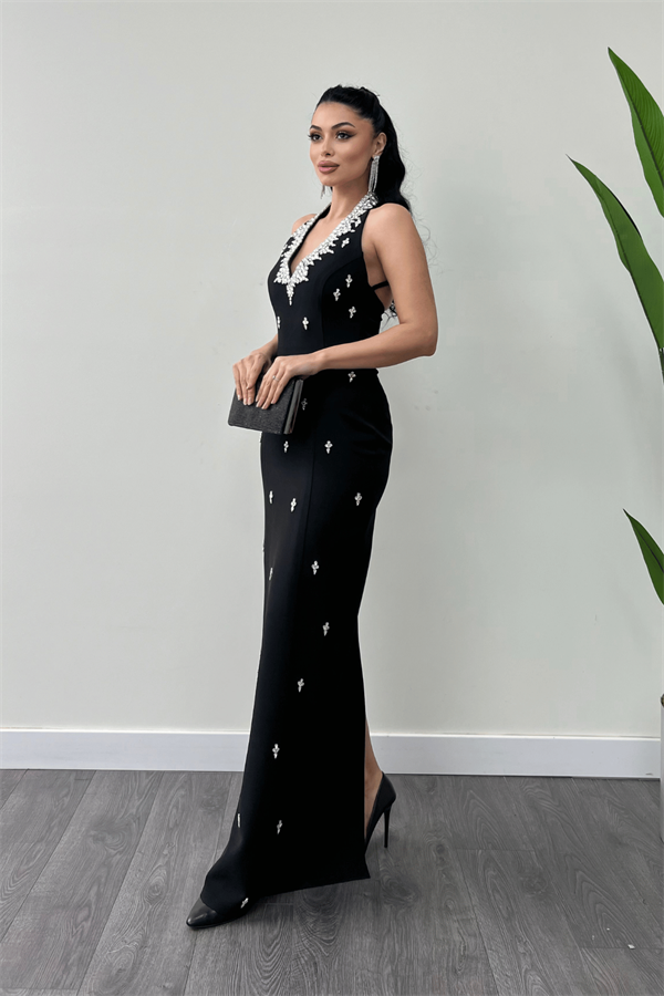 Atlas Kumaş Taş Detaylı Boyundan Bağlama Abiye Elbise - SİYAH