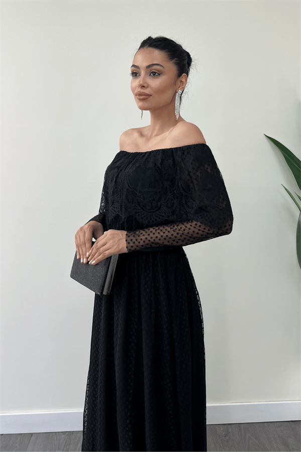 فستان دانتيل بخصر مطاطي - الأسود