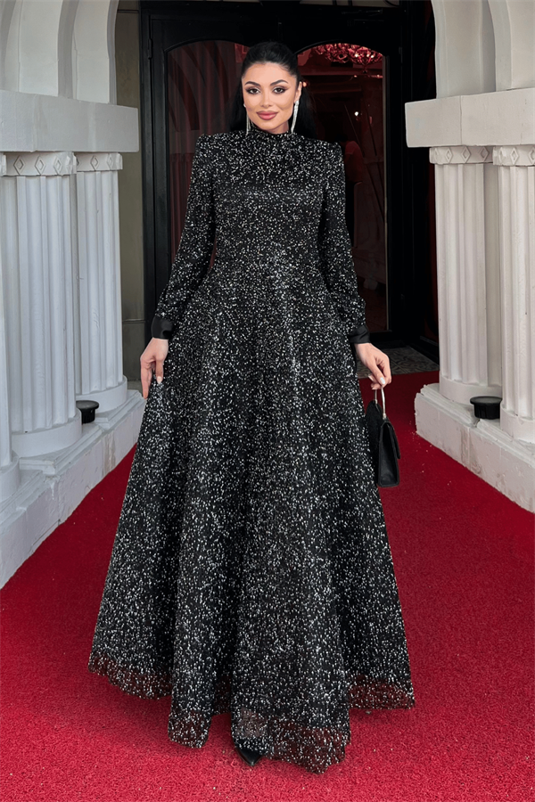 Boncuklu Kumaş Saten Detaylı Abiye Elbise - SİYAH