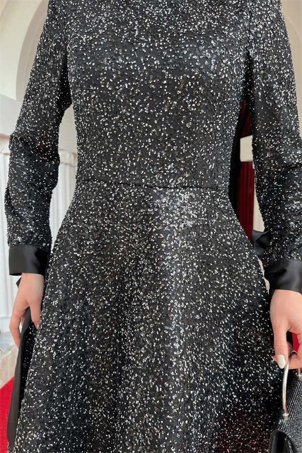 Boncuklu Kumaş Saten Detaylı Abiye Elbise - SİYAH