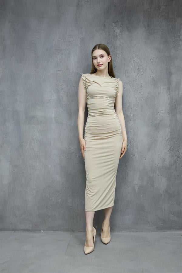 Buzi Kumaş Büzgü Detaylı Kalem Elbise - BEJ