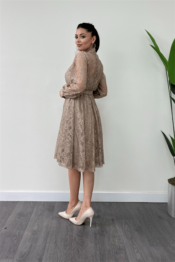 Dantel Kumaş Düğme Detaylı Mini Elbise - KREM