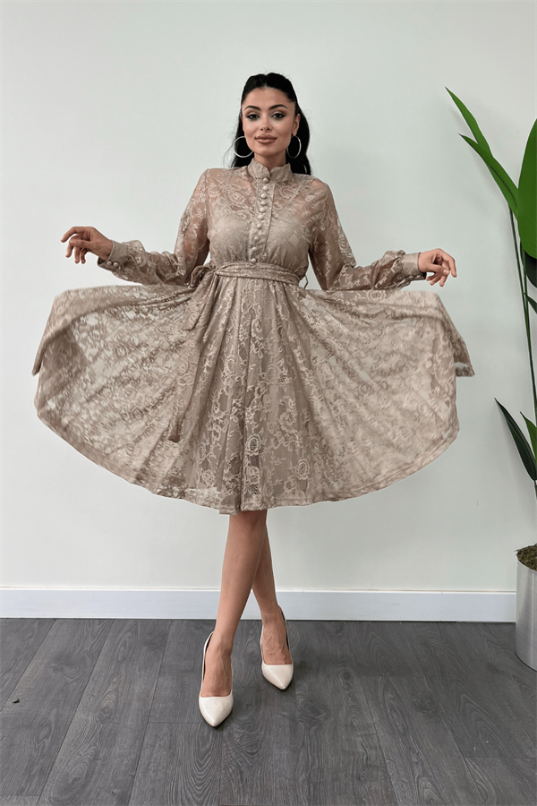 Dantel Kumaş Düğme Detaylı Mini Elbise - KREM