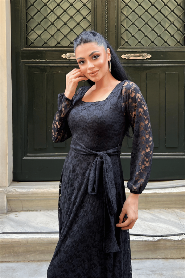 Dantel Kumaş Kare Yaka Elbise - SİYAH