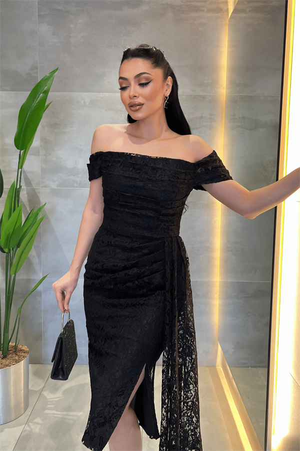 Dantel Kumaş Kayık Yaka Elbise - SİYAH