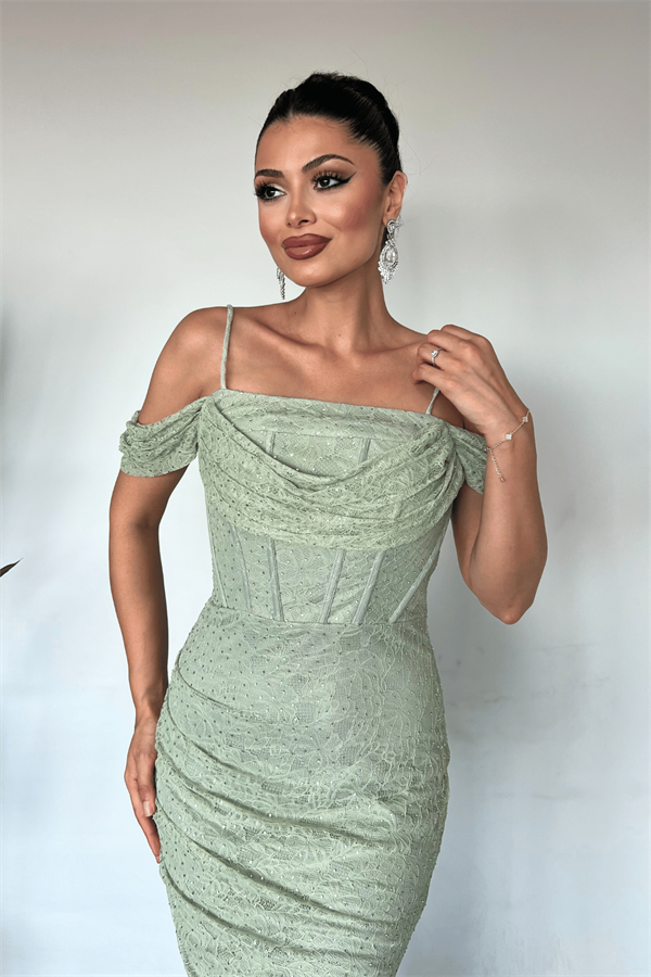 Dantel Kumaş Taş Detaylı Abiye Elbise - YEŞİL