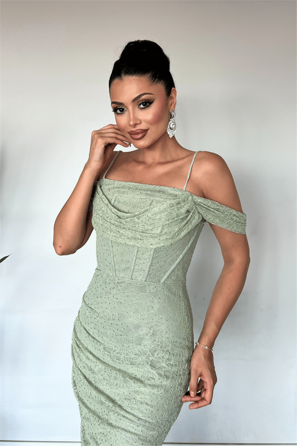 Dantel Kumaş Taş Detaylı Abiye Elbise - YEŞİL