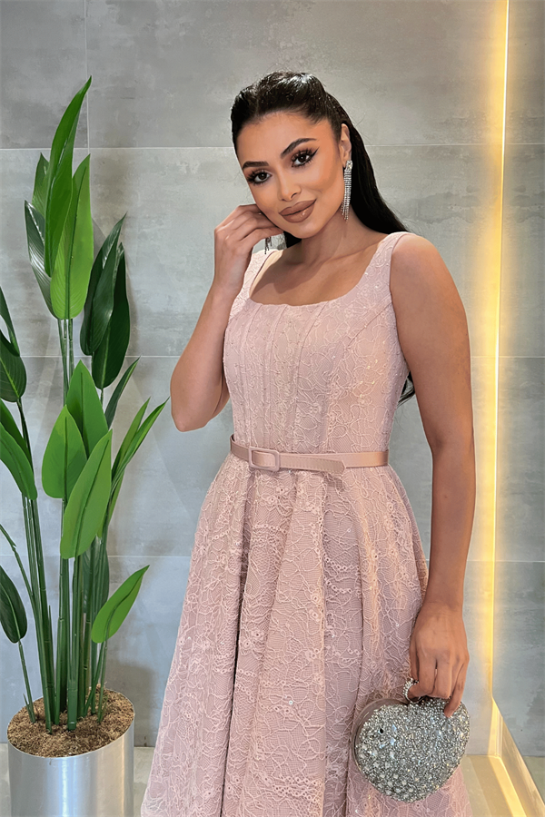 Dantel Payet Kumaş Balen Detaylı Midi Elbise - PUDRA