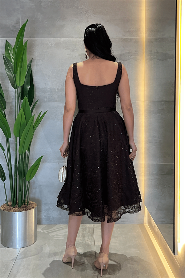 Dantel Payet Kumaş Balen Detaylı Midi Elbise - KAHVERENGİ