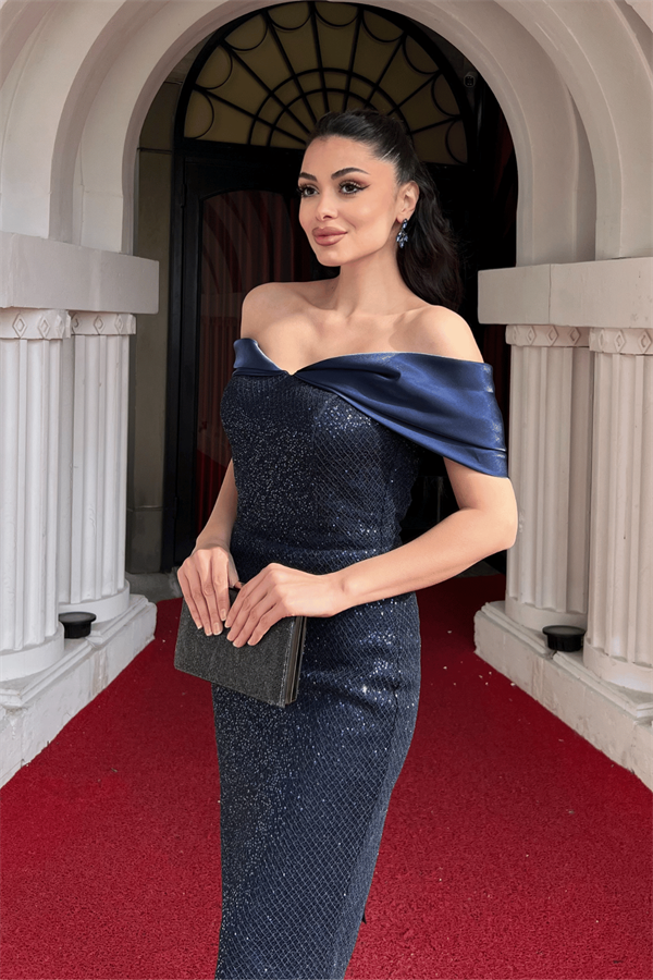 Dantel Payet Kumaş Düşük Omuzlu Kalem Elbise - LACİVERT