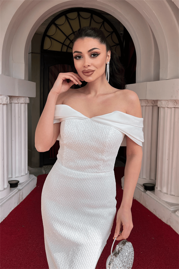 Dantel Payet Kumaş Düşük Omuzlu Kalem Elbise - BEYAZ