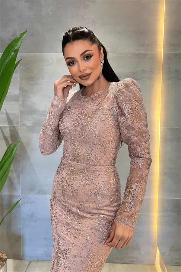 Dantelli Pullu Kumaş Sırt Detaylı Kalem Elbise - PUDRA