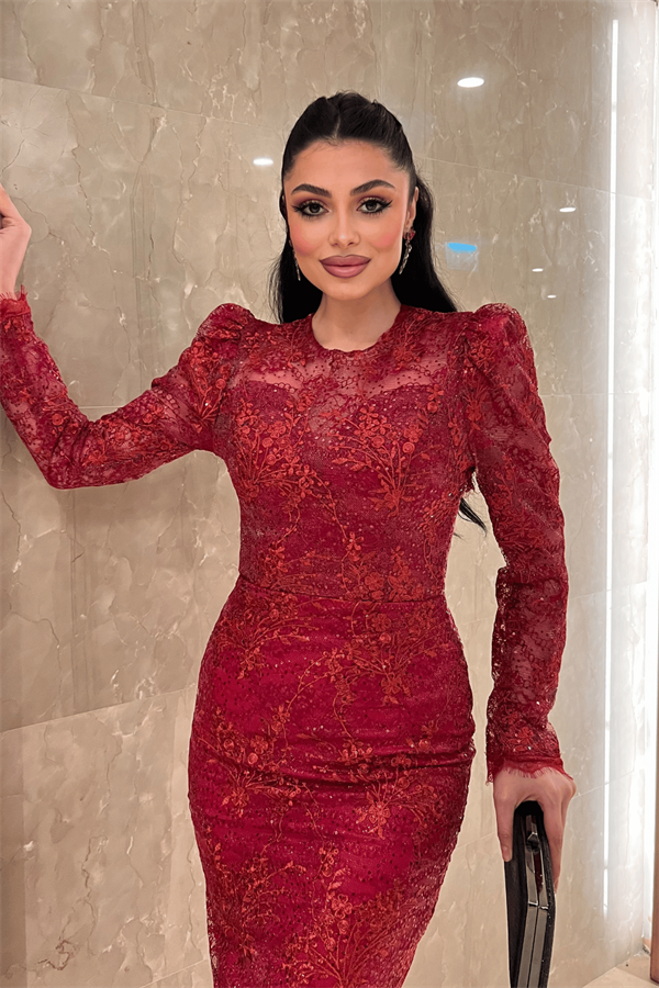 Dantelli Pullu Kumaş Sırt Detaylı Kalem Elbise - KIRMIZI