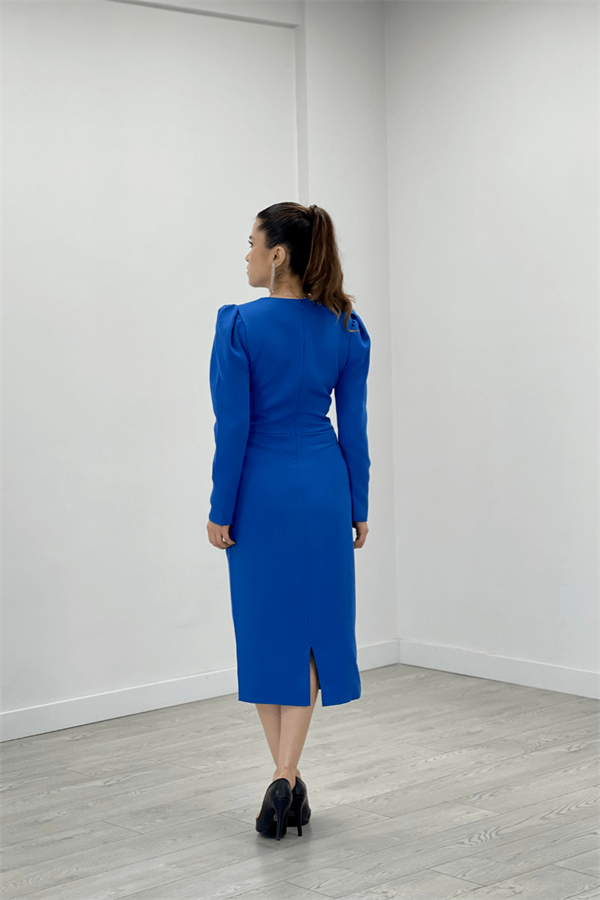 Double Kumaş V Yaka Kolları Tüy Detaylı Kalem Abiye Elbise - SAKS MAVİ