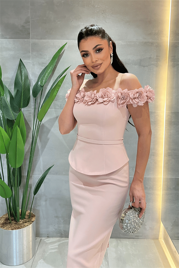 Double Kumaş Çiçek Detaylı Kalem Elbise - PUDRA