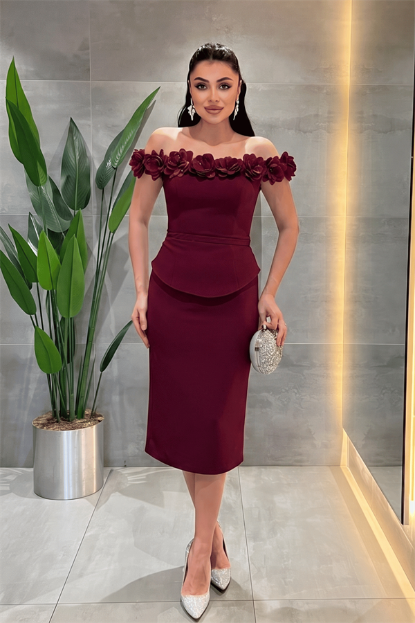 Double Kumaş Çiçek Detaylı Kalem Elbise - BORDO