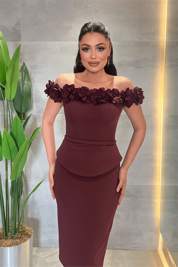 Double Kumaş Çiçek Detaylı Kalem Elbise - BORDO
