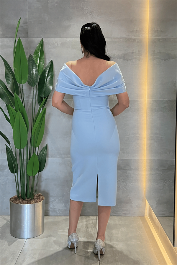 Double Kumaş Taş Detaylı Kayık Yaka Kalem Elbise - BEBE MAVİSİ