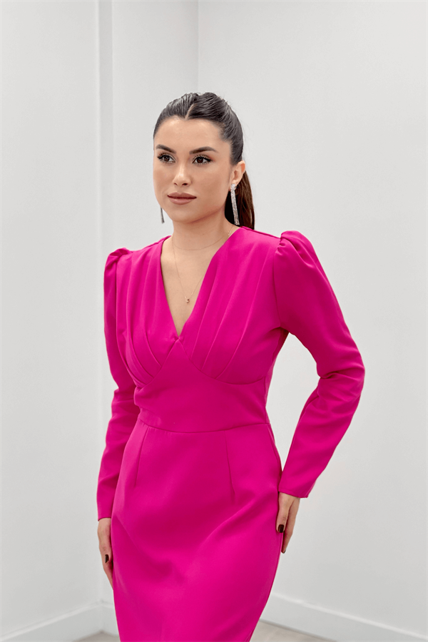 Double Kumaş V Yaka Kolları Tüy Detaylı Kalem Abiye Elbise - FUŞYA