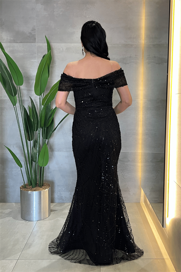 Ful Boncuklu Kumaş Kayık Yaka Abiye Elbise - SİYAH