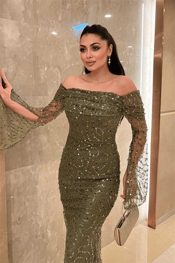 Full Boncuklu Kumaş Kayık Yaka Abiye Elbise - HAKİ YEŞİLİ