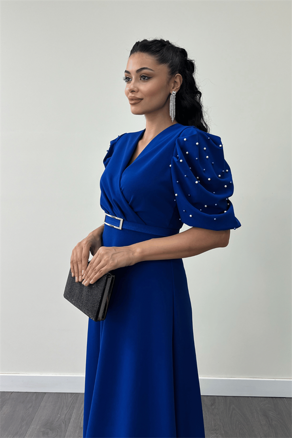 İthal Krep Kumaş Balon Kol İnci Detaylı Maxi Elbise - SAKS MAVİ